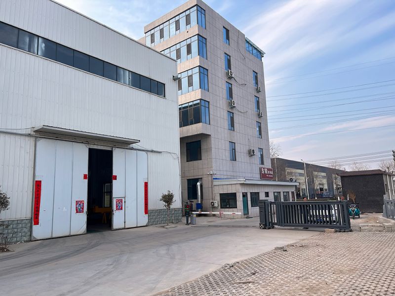 集裝箱搬運作業車技術升級，助力港口物流效率大幅提升